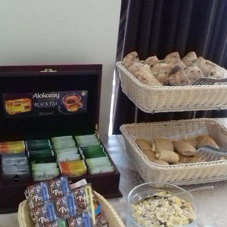 Garni Hotel Crystal Ice Ni Eksteriør bilde