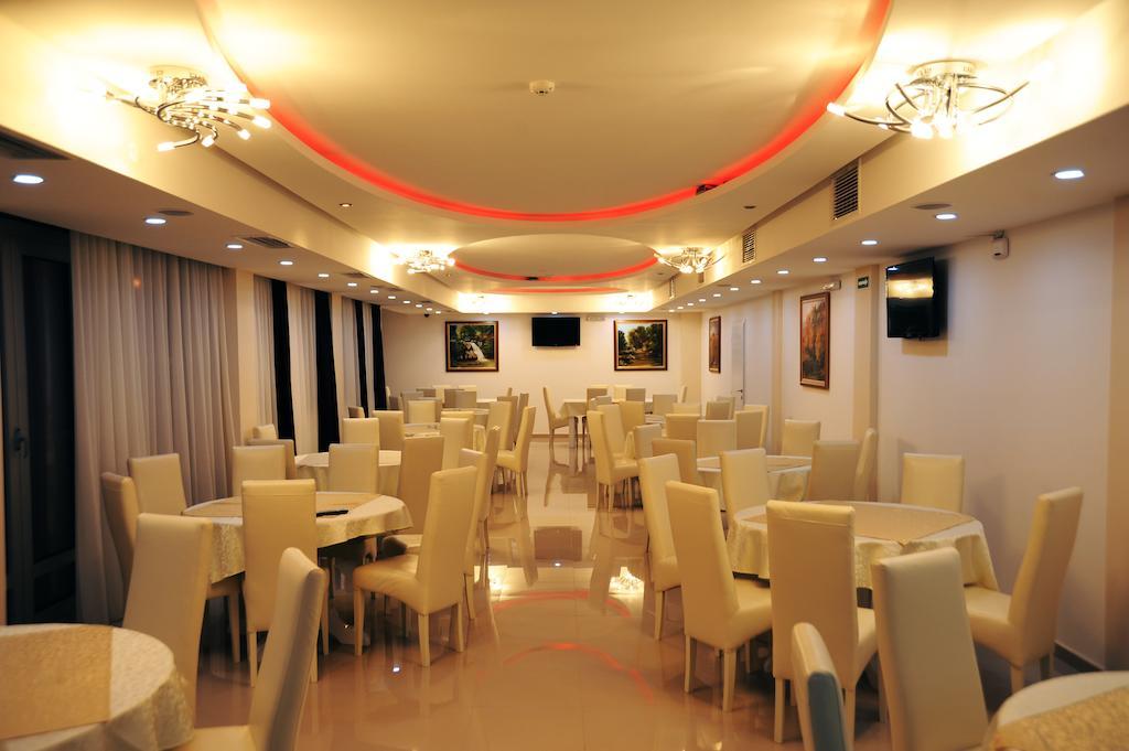 Garni Hotel Crystal Ice Ni Eksteriør bilde